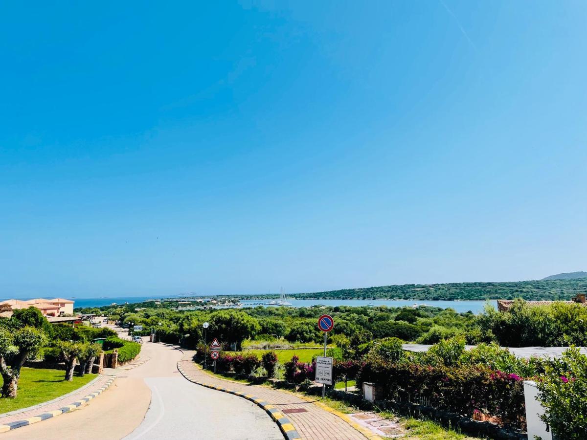 Casa Luna Costa Smeralda 50 M Zum *